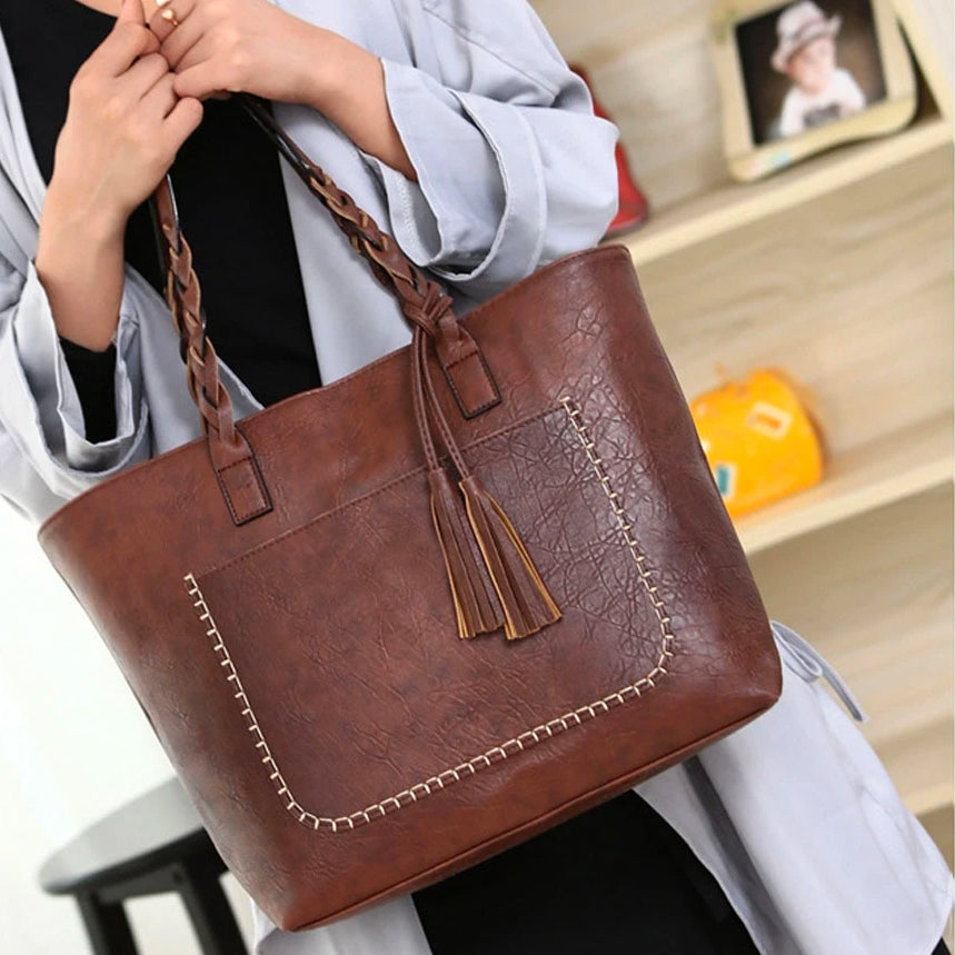 Adele Le Tote